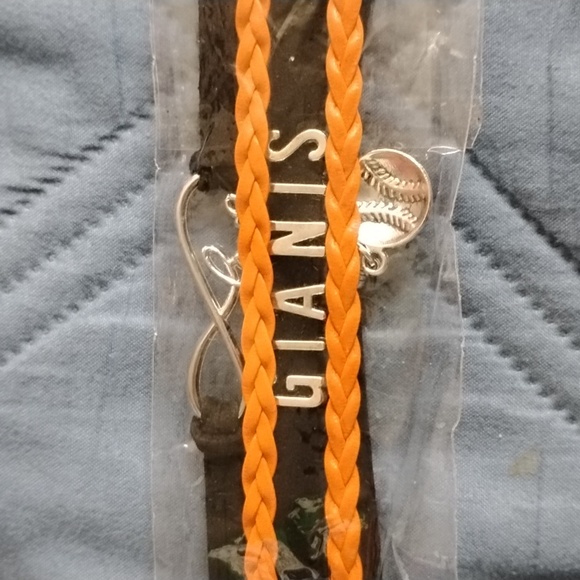 SF Giants Bracelet (NEW) - Picture 2 of 5